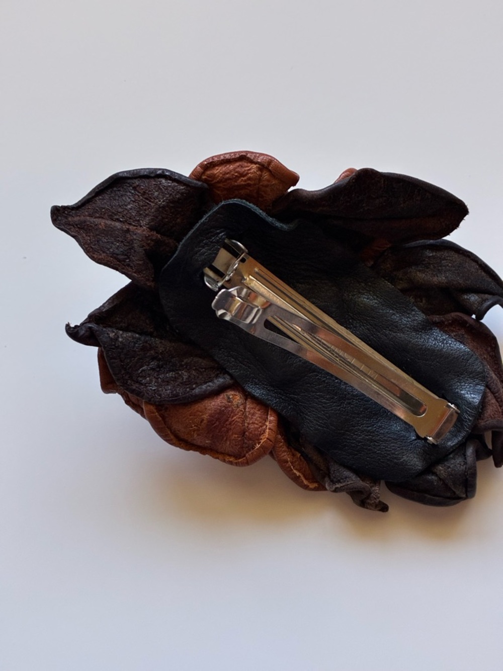 Vintage Unique  Natural Leather Barrette for Women’s Hair - Picture 3 of 8